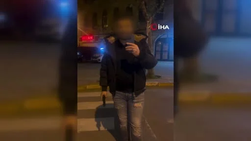 Beylikdüzü'nde konuşmak için çağırdığı adamı silahla tehdit etti... O anlar kamerada