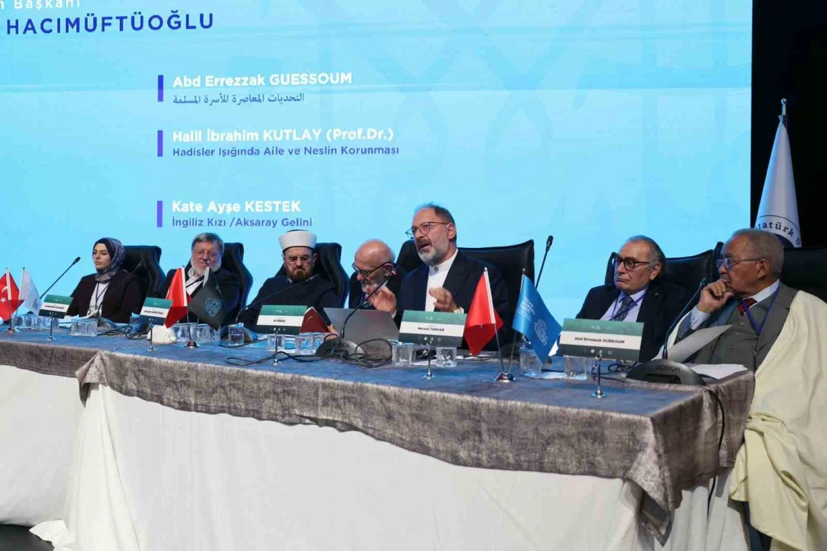 Erzurum'da dokuz ülkeden ilim insanı aile ve neslin korunması için buluştu 2