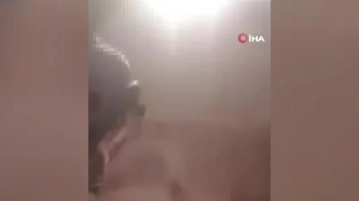 Küçükçekmece’de sınıf arkadaşlarını silahlı videoyla tehdit eden öğrenci adliyeye sevk...