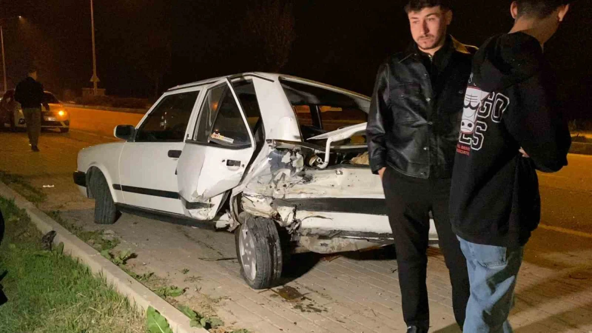 Bursa'da kazada yaralanan gence hastane çıkışında doğum günü sürprizi 4