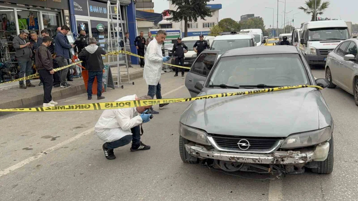 Samsun'da önünü kestikleri sürücüyü bıçaklayıp aracının lastiklerini kestiler 2
