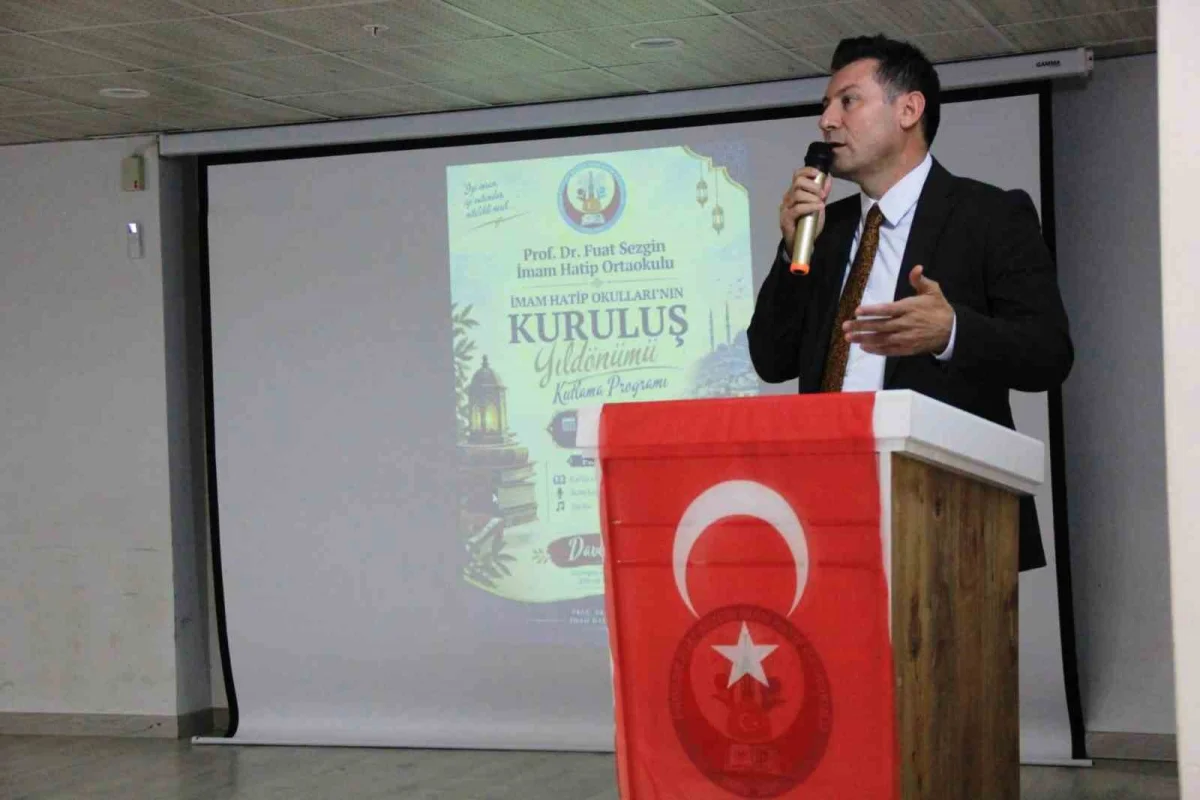 Cizre'de imam hatip okullarının yeniden açılışının 75. yılı kutlandı 4