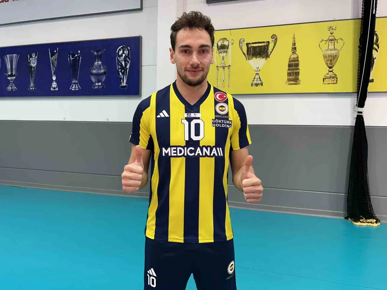 FENERBAHÇE MEDİCANA’NIN YENİ TRANSFERİ MİLLİ VOLEYBOLCU BEDİRHAN BÜLBÜL