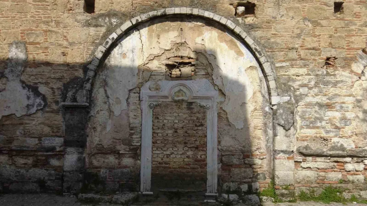Aydın’daki 166 yıllık Başmelek Kilisesi yok olma tehlikesiyle karşı karşıya 4