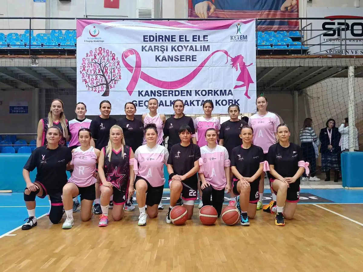 Edirne'de erken tanı çağrısıyla parkeye çıktılar: Pembe Dostluk Maçı düzenlendi 1