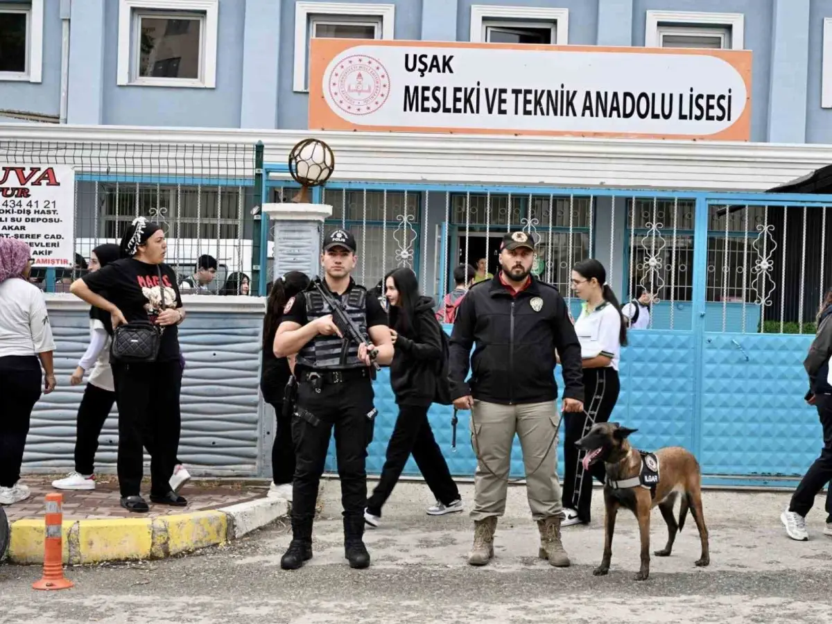 Uşak'ta okul çevrelerinde geniş çaplı güvenlik denetimi 4