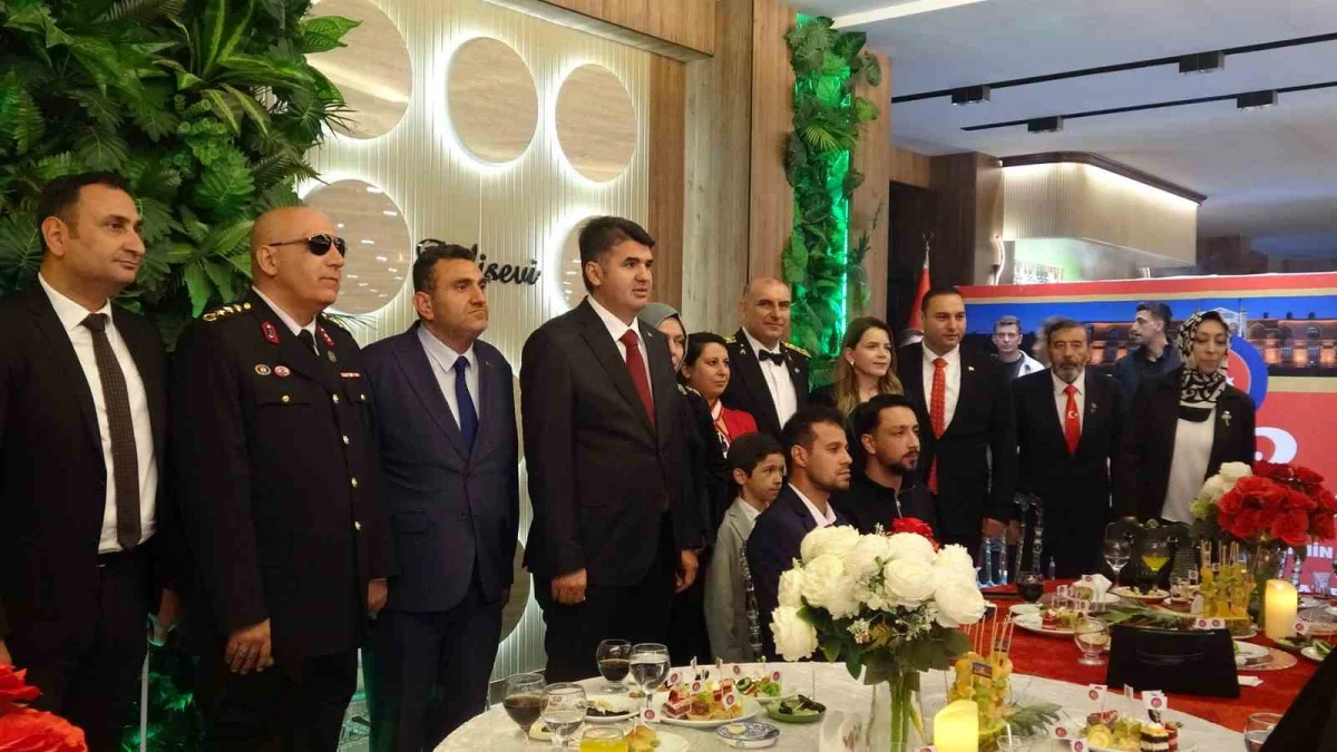 Kilis'te Cumhuriyet'in 103'üncü yıl dönümü resepsiyonla kutlandı 4