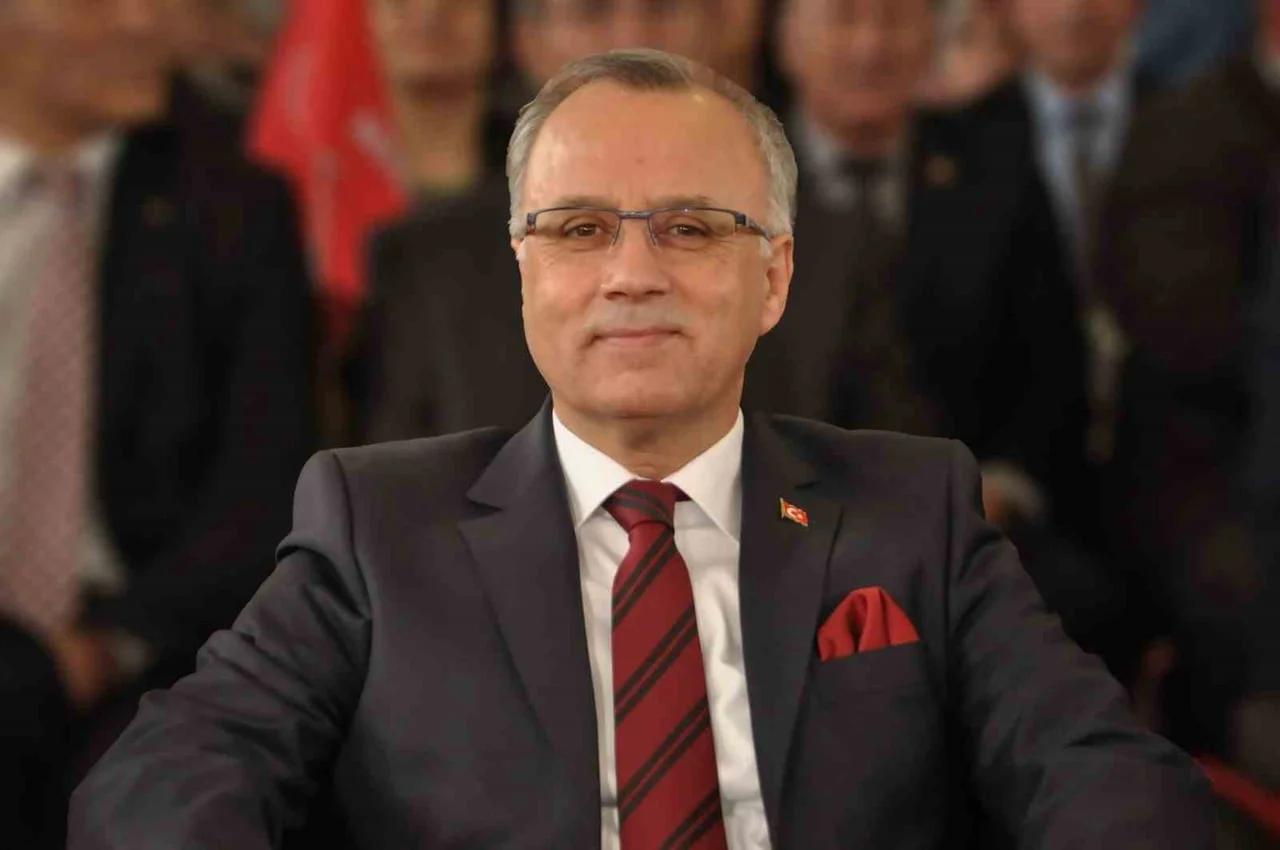 MANİSA’NIN SALİHLİ İLÇESİNDE MHP İLÇE BAŞKANLIĞINA GENEL MERKEZ TARAFINDAN GEÇMİŞ DÖNEM BELEDİYE...
