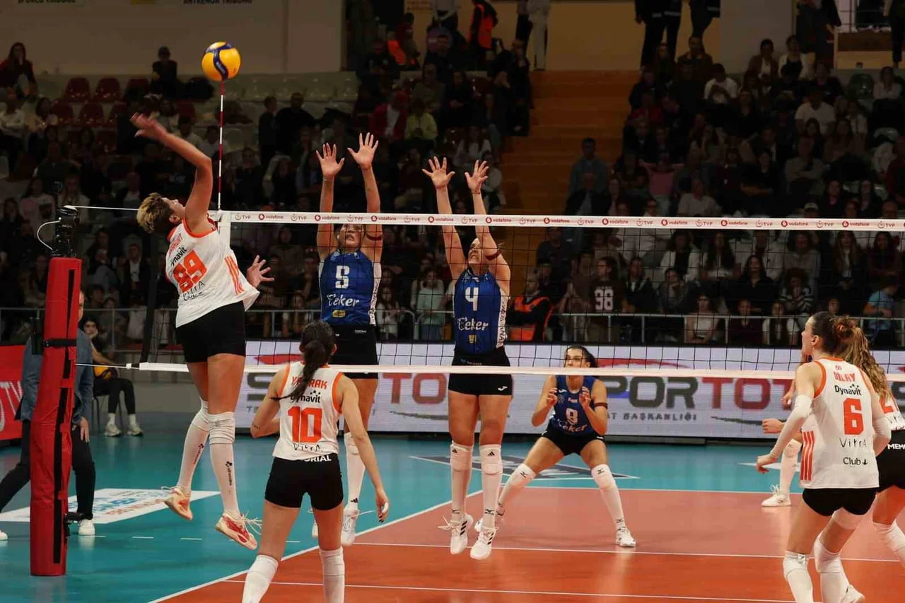 ECZACIBAŞI PERON İSTANBUL, VODAFONE SULTANLAR LİGİ’NİN İLK HAFTASINDA NİLÜFER BELEDİYESPOR...