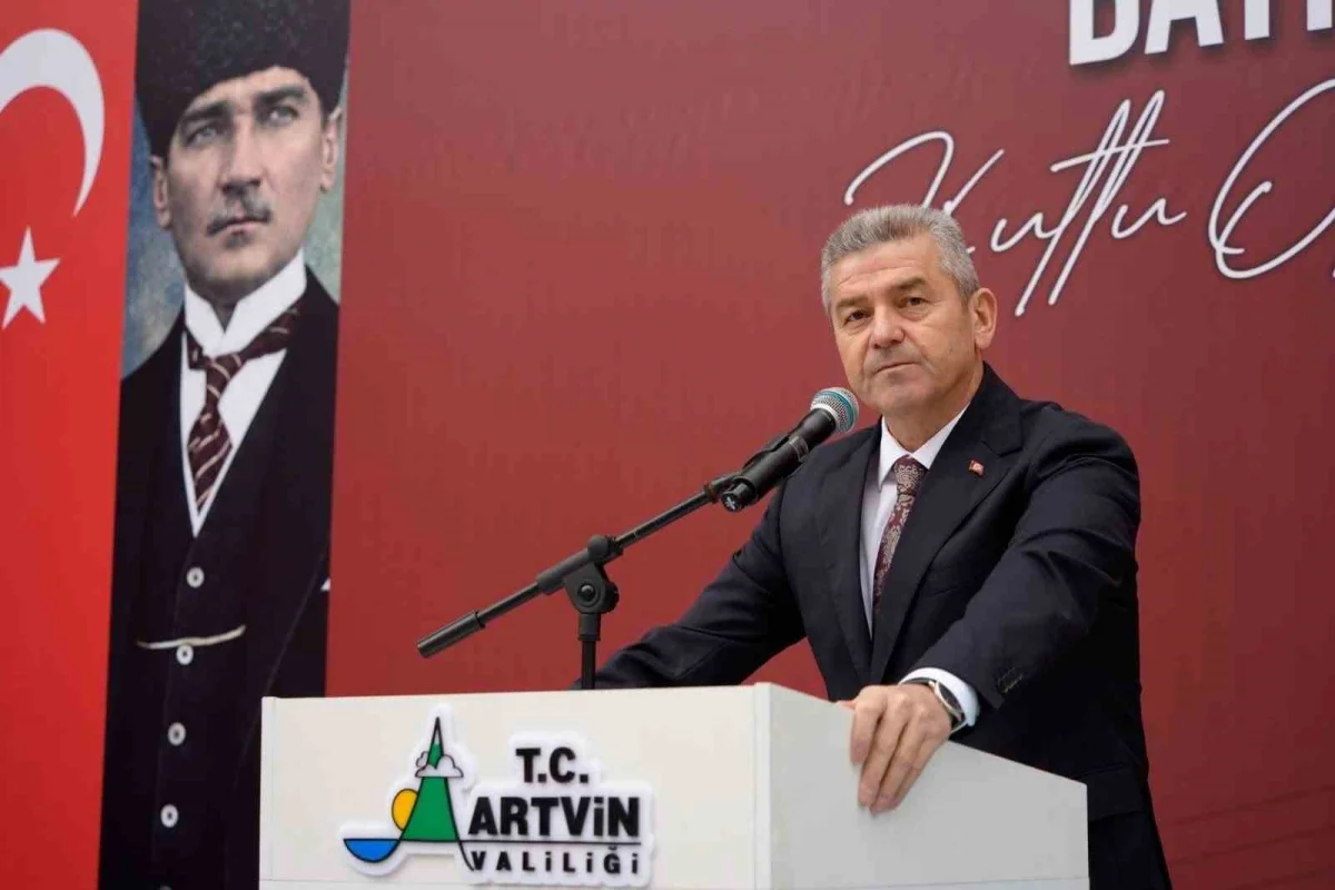 Artvin'de Cumhuriyet'in 103. yıl dönümü törenlerle kutlandı 1