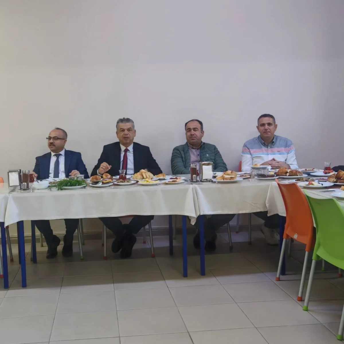 Nazilli'de eğitim yöneticileri lise öğrencilerinin taleplerini dinledi 3
