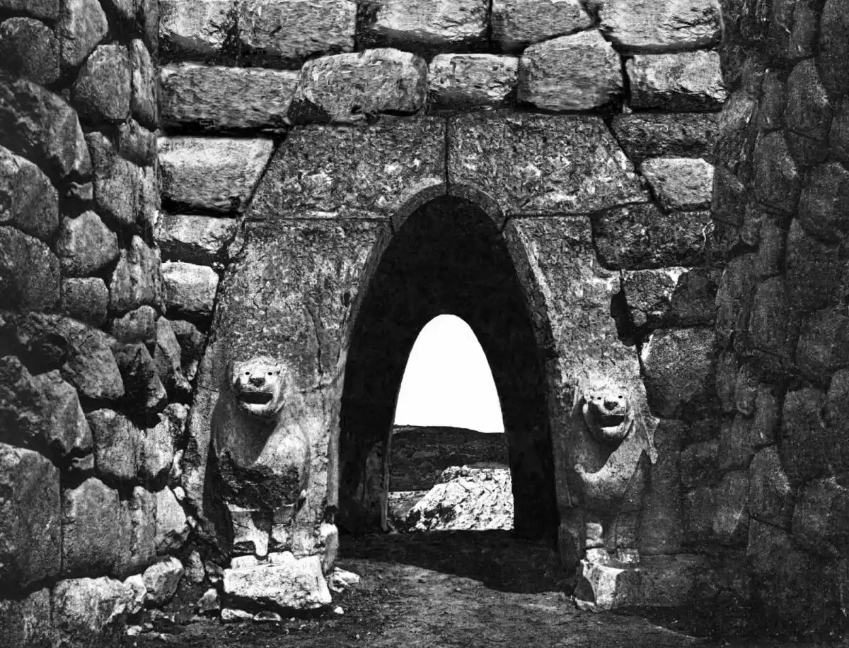 Hitit başkenti Hattuşa'nın bir asırlık kazı arşivi gün yüzüne çıktı 1