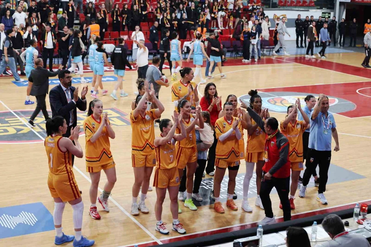 KADINLAR BASKETBOL SÜPER LİGİ EKİPLERİNDEN MELİKGAZİ KAYSERİ BASKETBOL BU SEZON LİGDEKİ İKİNCİ...
