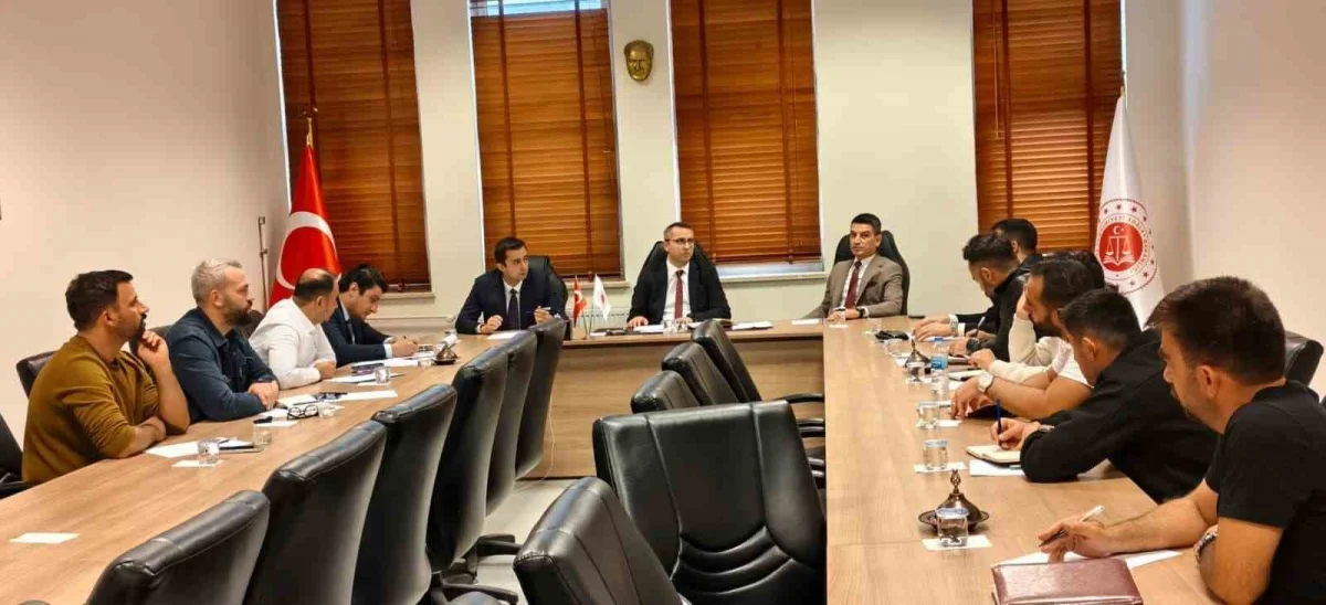 Elazığ'da uyuşturucuyla mücadele için koordinasyon toplantısı yapıldı 3