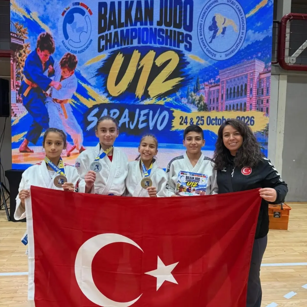 Salihlili judocu Beren Ayaz Balkan şampiyonu oldu 2