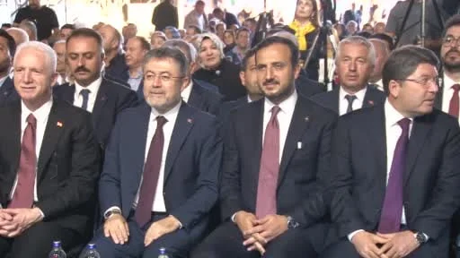 Bakan Yumaklı: "Tarımın temel önceliklerimiz arasında yer alması tartışılmaz bir konudur"