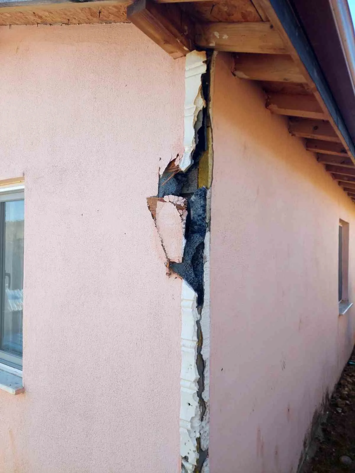 Isparta'da korkutan yangın: Bin 150 balya kül oldu 4