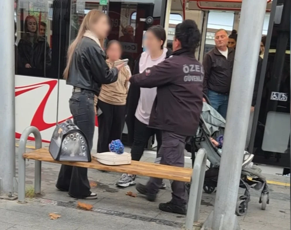 Samsun'da tramvay istasyonunda kedi tartışması kavgaya dönüştü 2