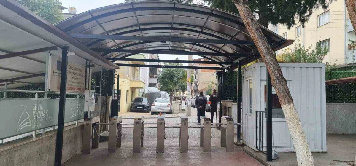 Denizli'deki okullarda dedektörlü güvenlik seferberliği 4