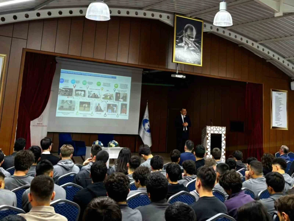 Prof. Dr. Hasan Mandal mezun olduğu lisede tecrübelerini paylaştı 2
