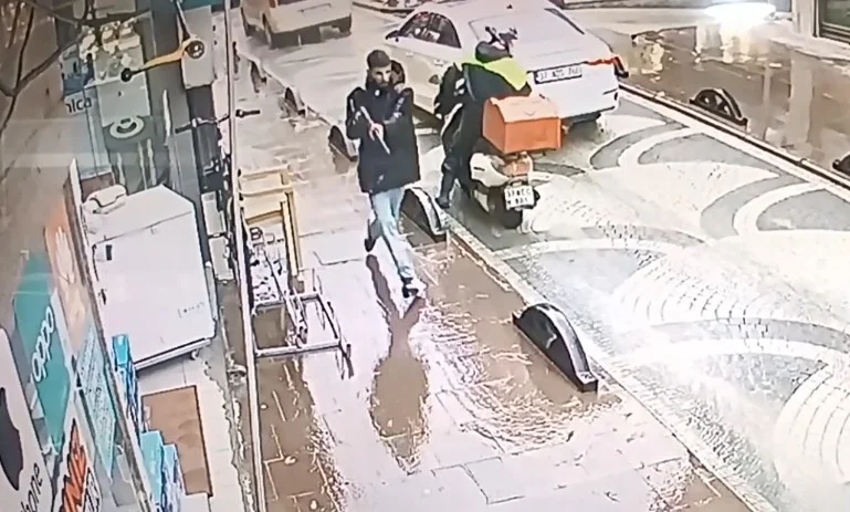 Kastamonu'da caddede tüfekle rastgele ateş açtı: 4 kişi yaralandı 1