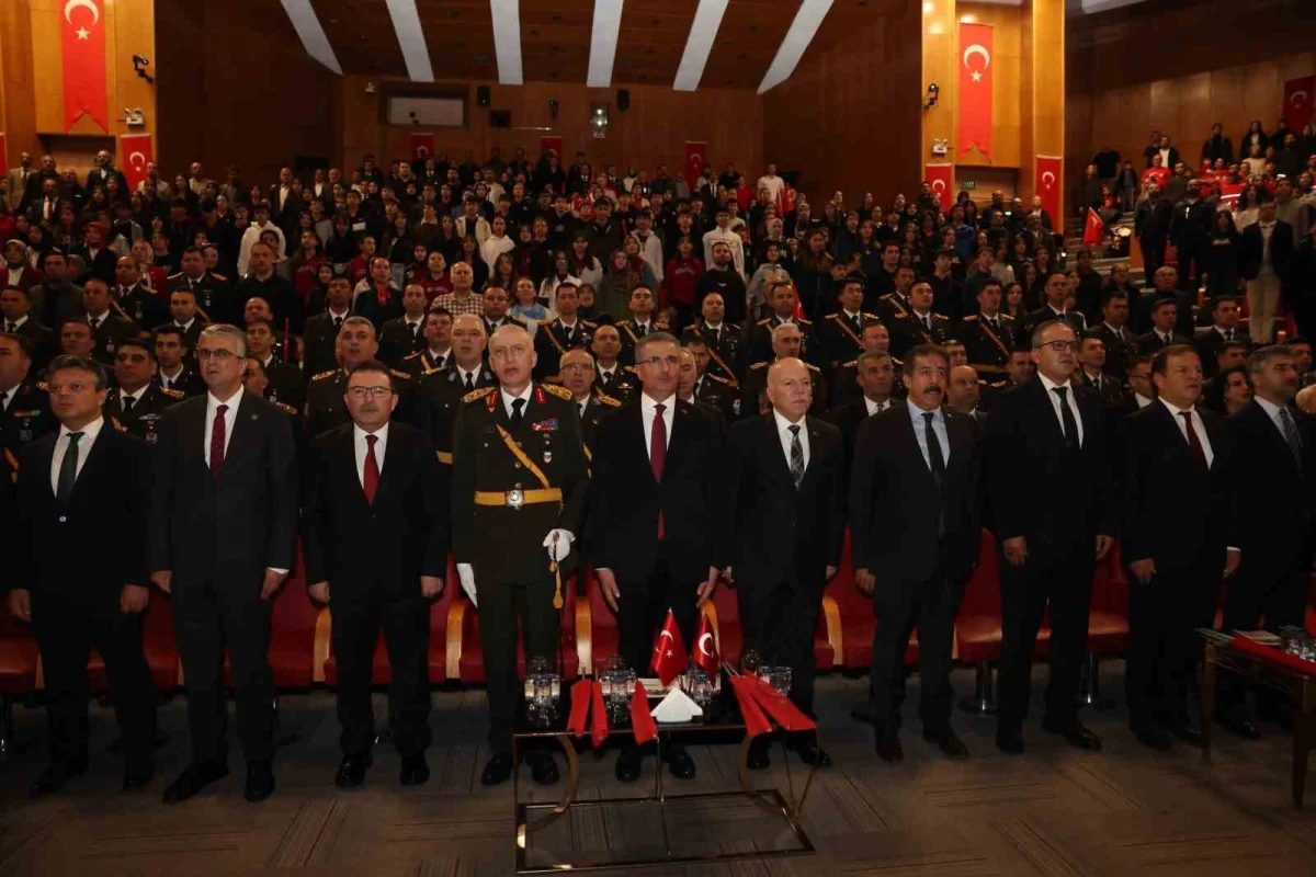 Erzurum’da Cumhuriyet Bayramı’nın 103’üncü yılı törenle kutlandı 3