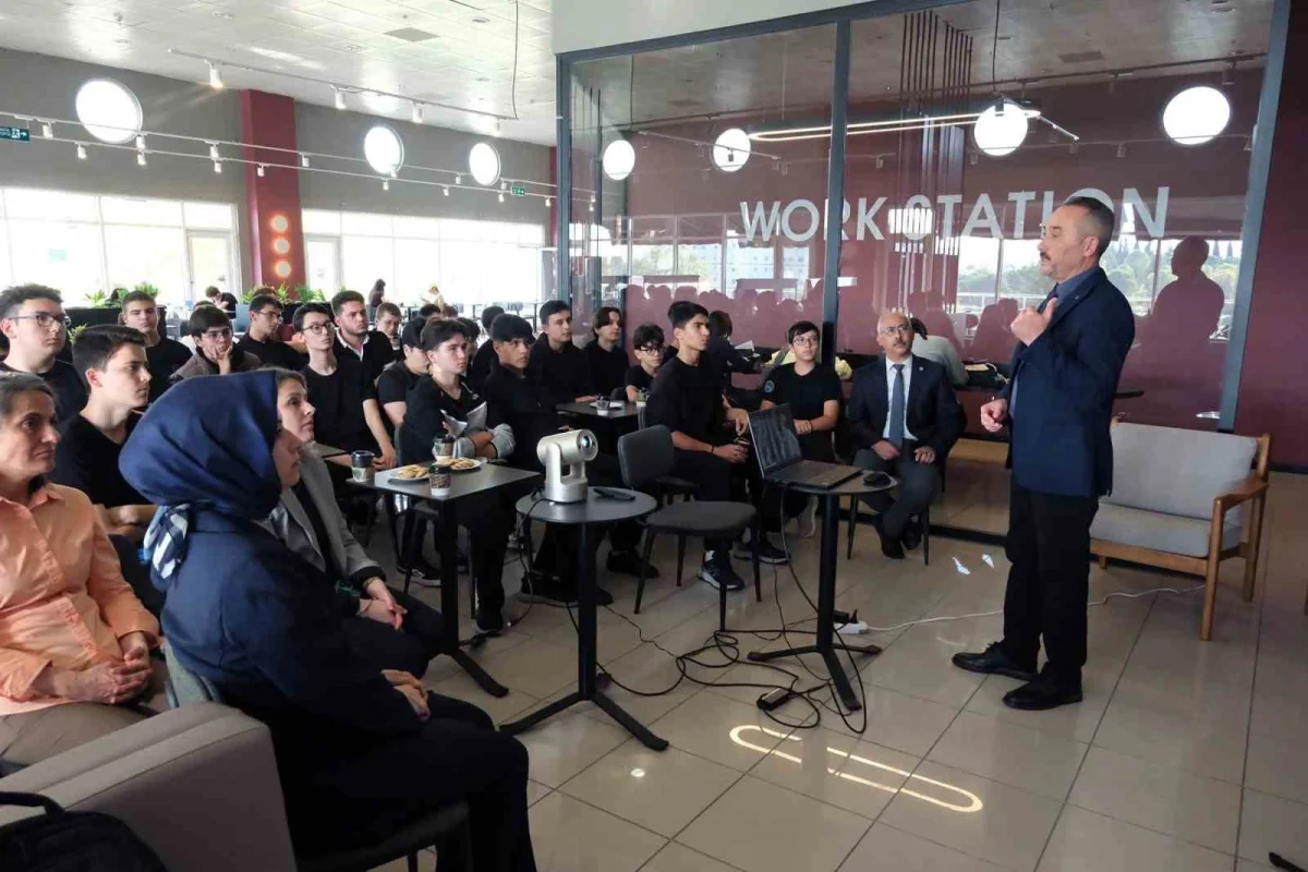 Balıkesir Üniversitesinde milli teknoloji ve güçlü gelecek söyleşisi 5