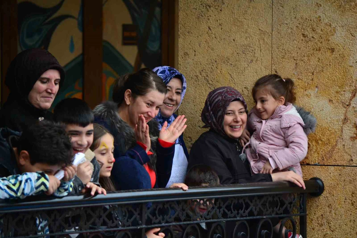 Çorum'da Bedesten Aile Yaşam Merkezi'nin birinci yılı çocuk şenliğiyle kutlandı 5
