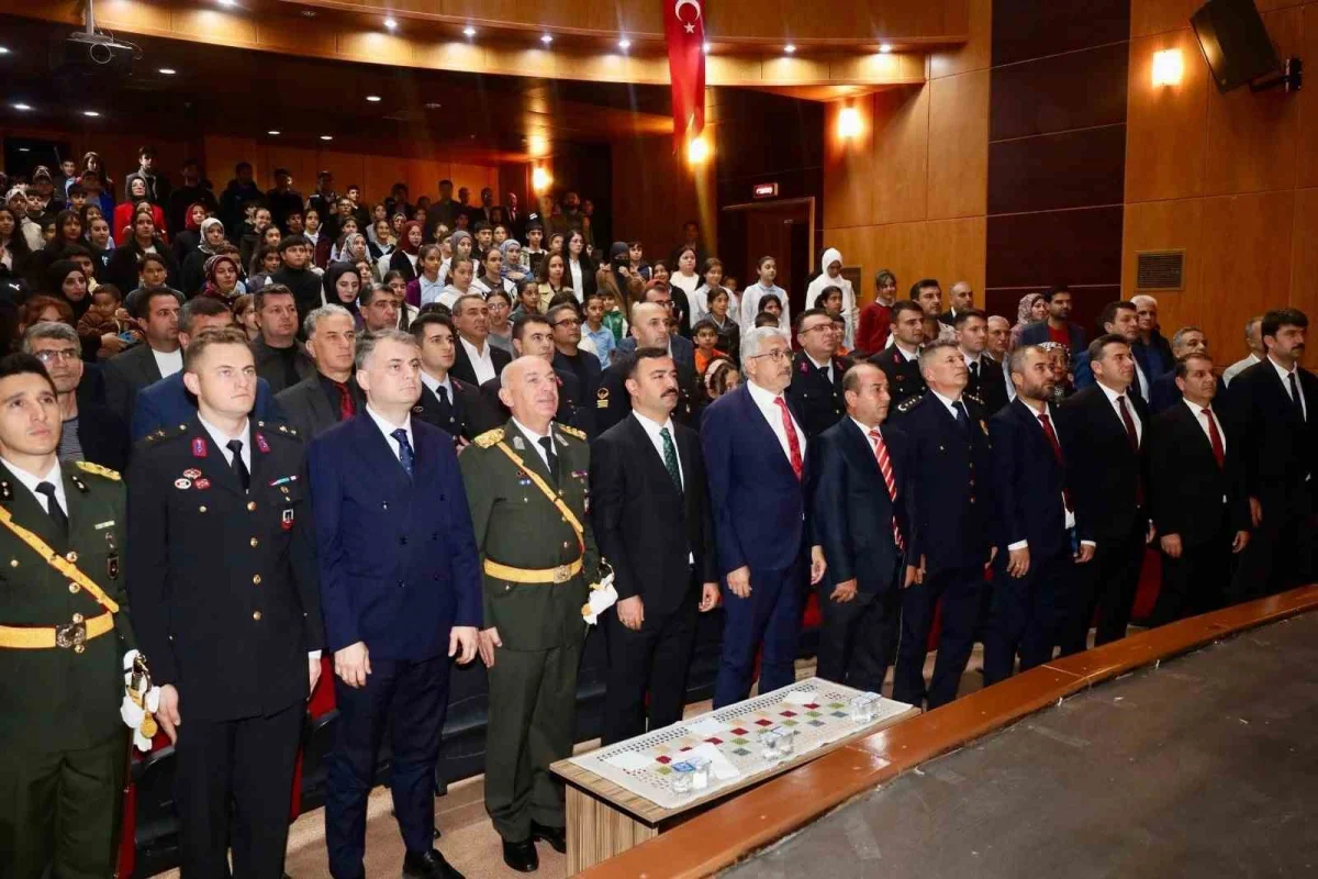 Cumhuriyet'in 103. yıl dönümü Kahta'da kutlandı 3