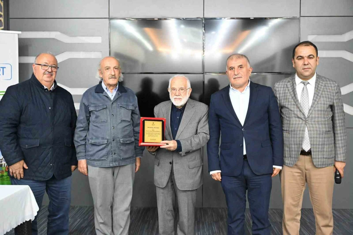 Prof. Dr. İhsan Süreyya Sırma Malatya'da yaşam yolculuğunu anlattı 1