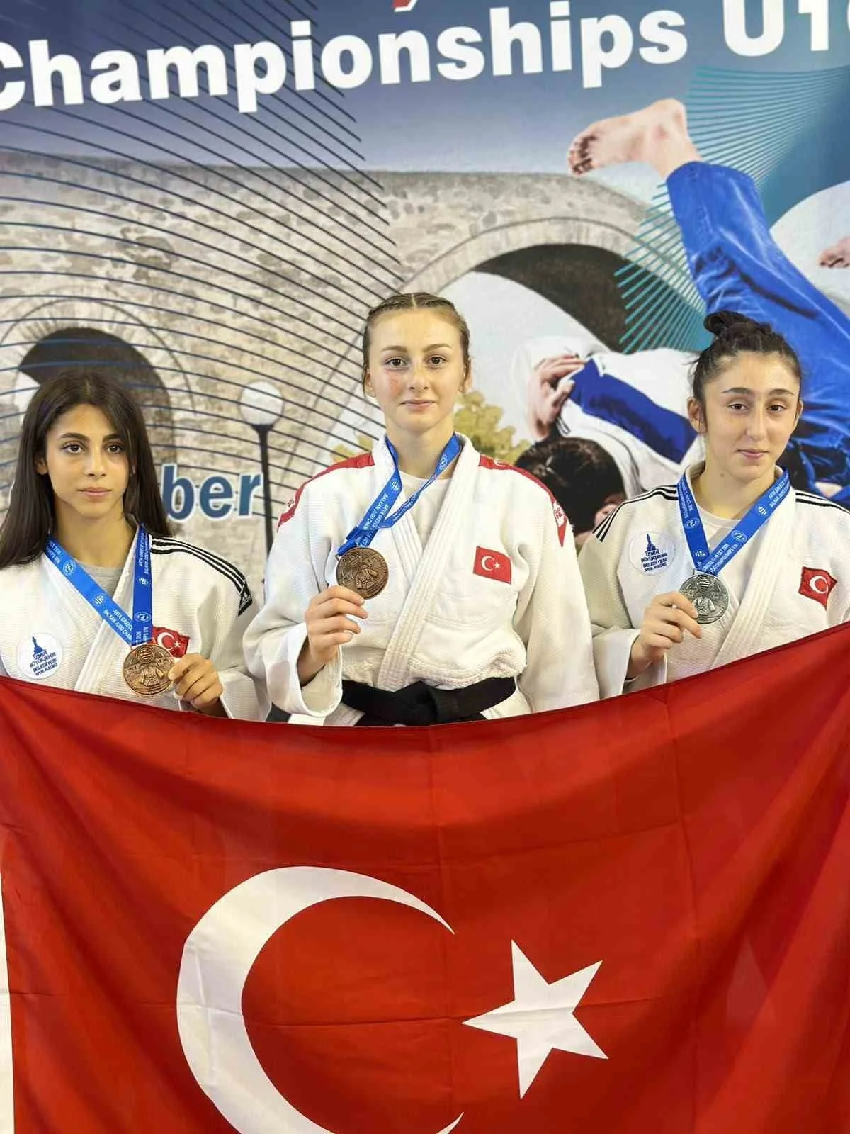 YAĞMUR MERAL, AZRA CEREN SEVGİ, AİŞE DALDA