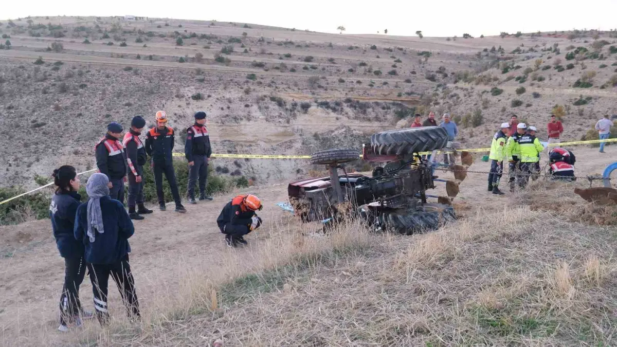 Karaman'da devrilen traktörün altında kalan sürücü yaşamını yitirdi 3