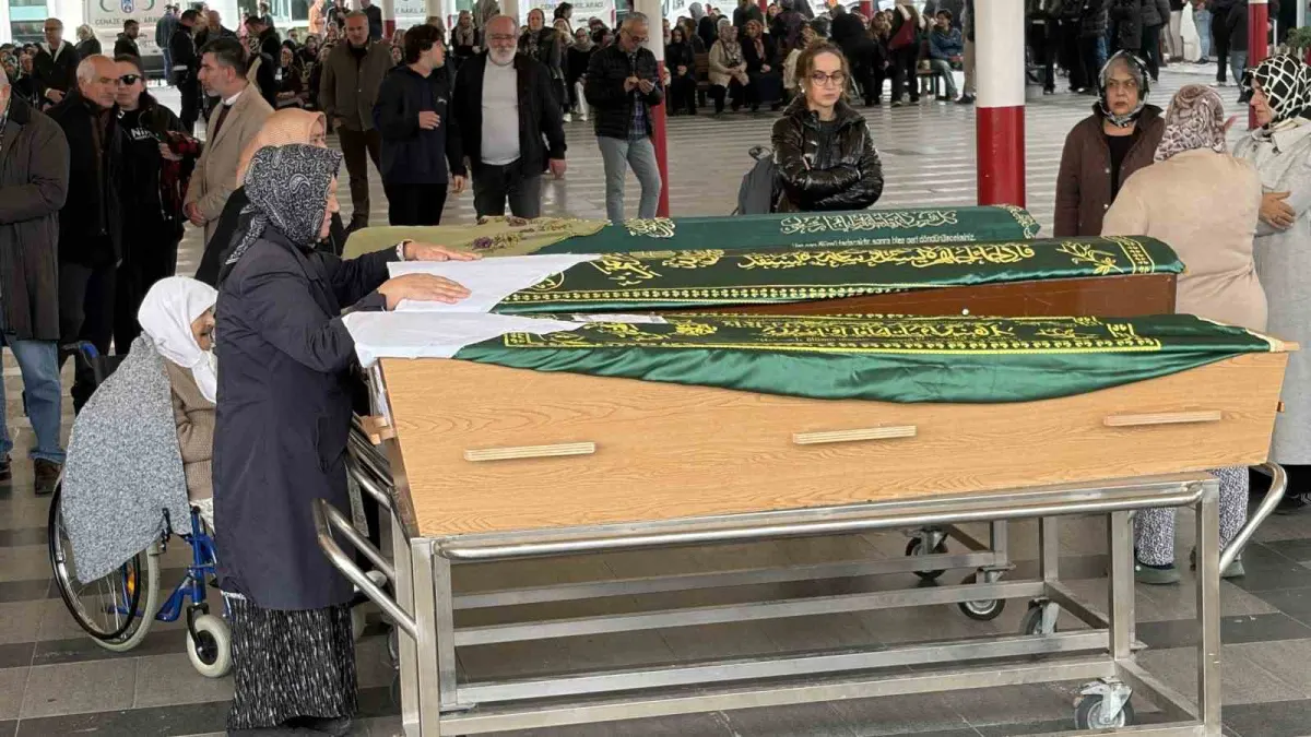 Ankara'da eski eşi tarafından öldürülen Aynur Ekici toprağa verildi 4