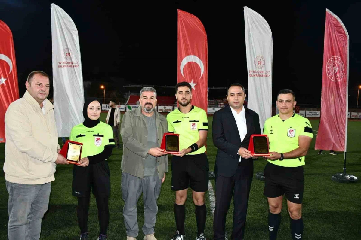 Silopi'de 29 Ekim Cumhuriyet Kupası sahibini buldu 2