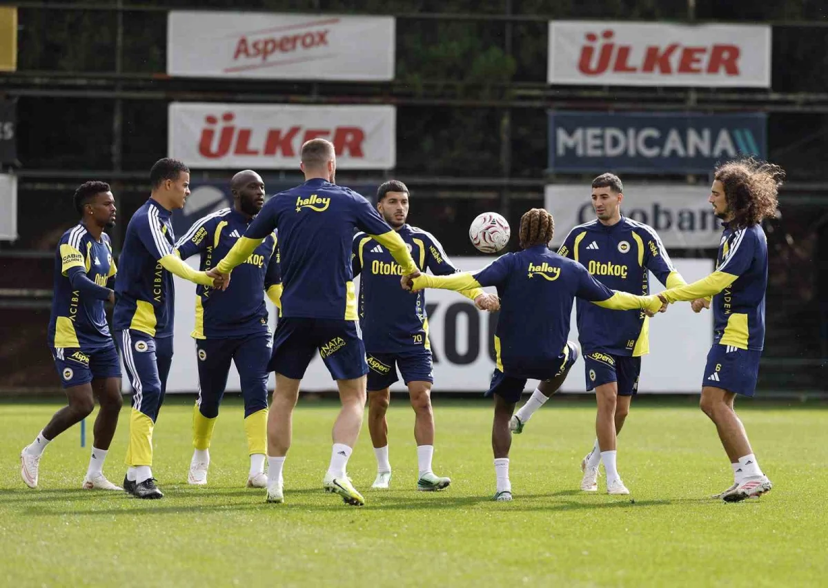 Fenerbahçe'de Galatasaray derbisi hazırlıkları sürüyor 3