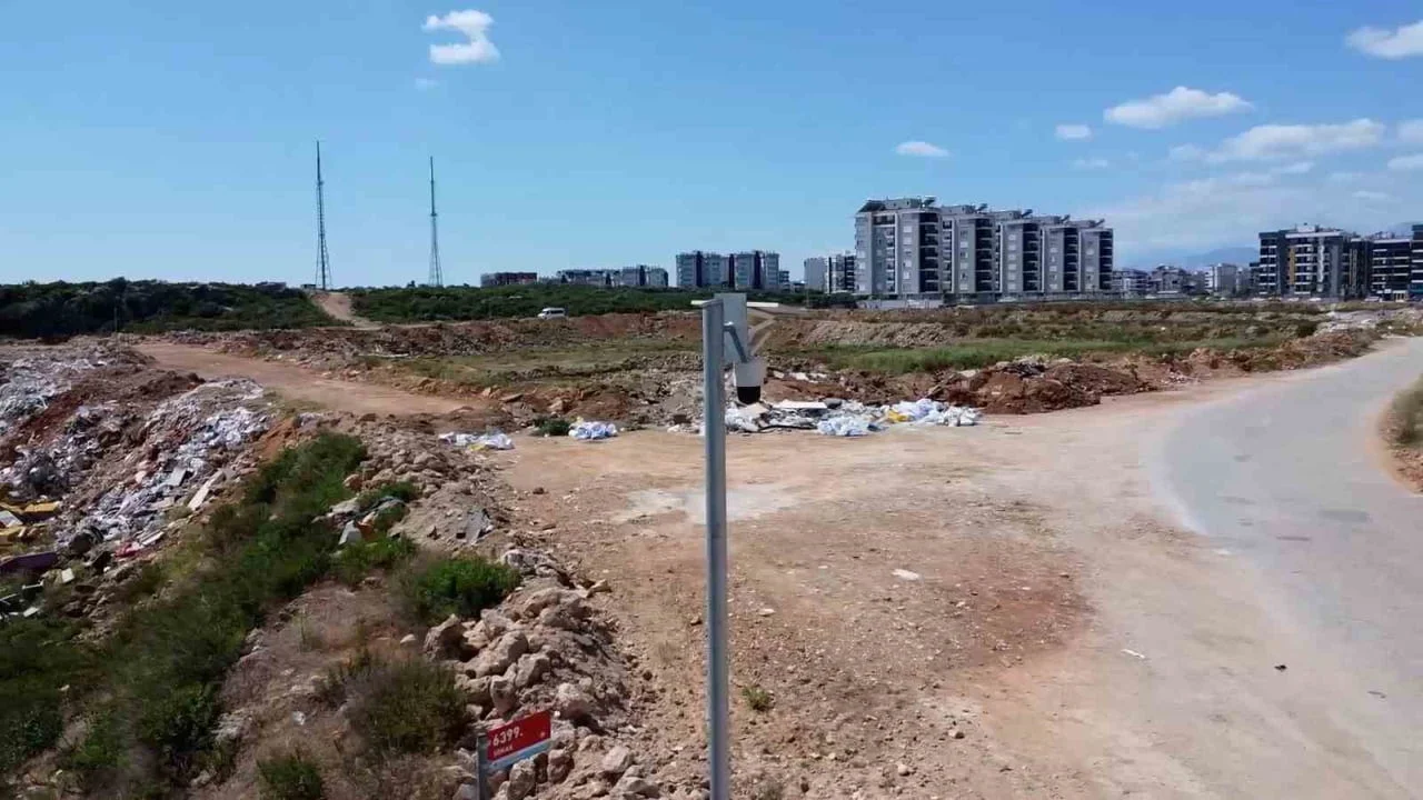 KEPEZ BELEDİYESİ, ÇEVREYİ KİRLETENLERE KARŞI FOTOKAPANLARLA 7 GÜN 24 SAAT TAKİP VE SAHA...
