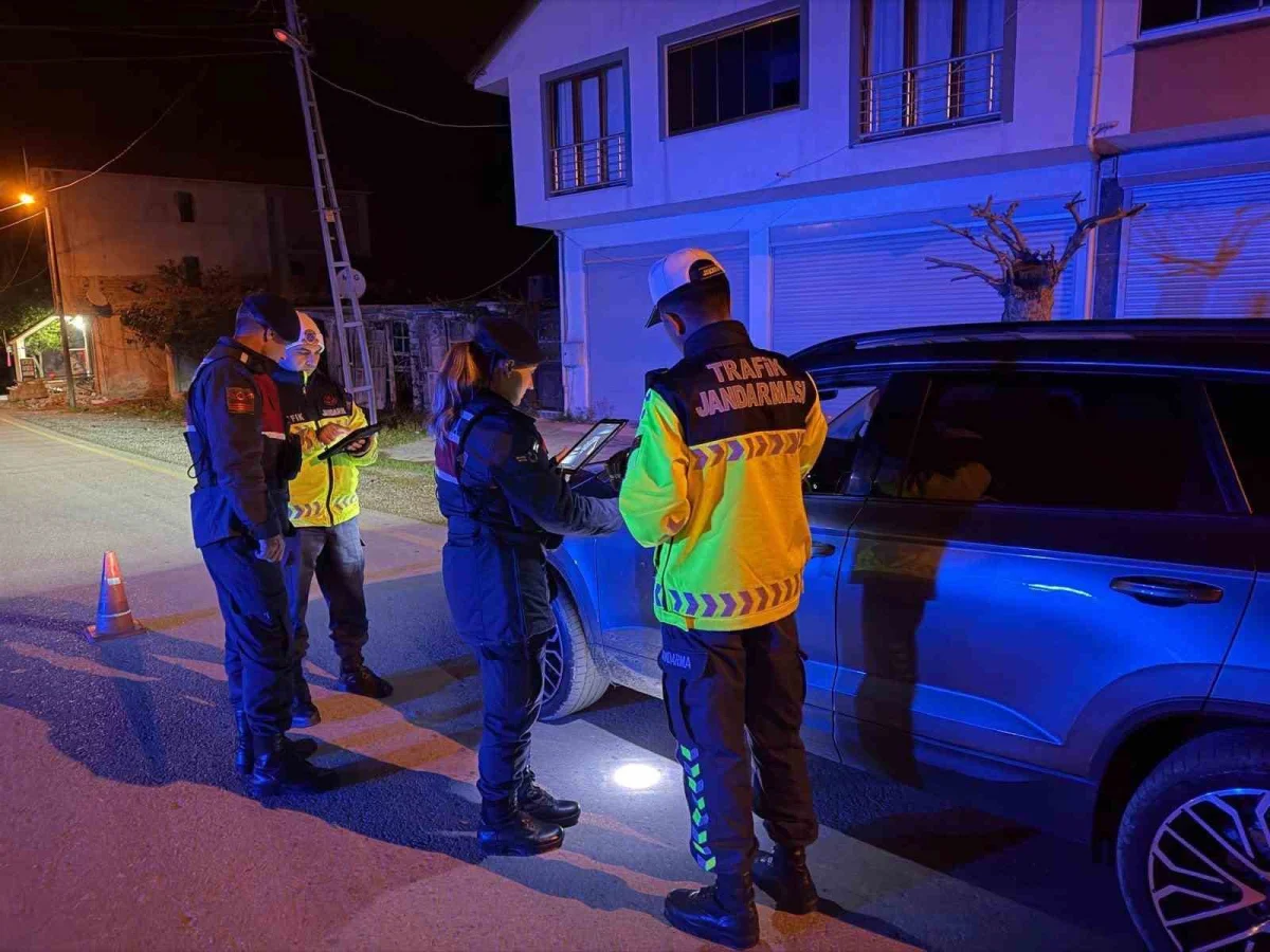 Sinop'ta geniş çaplı asayiş uygulaması: 1 kişi yakalandı 3
