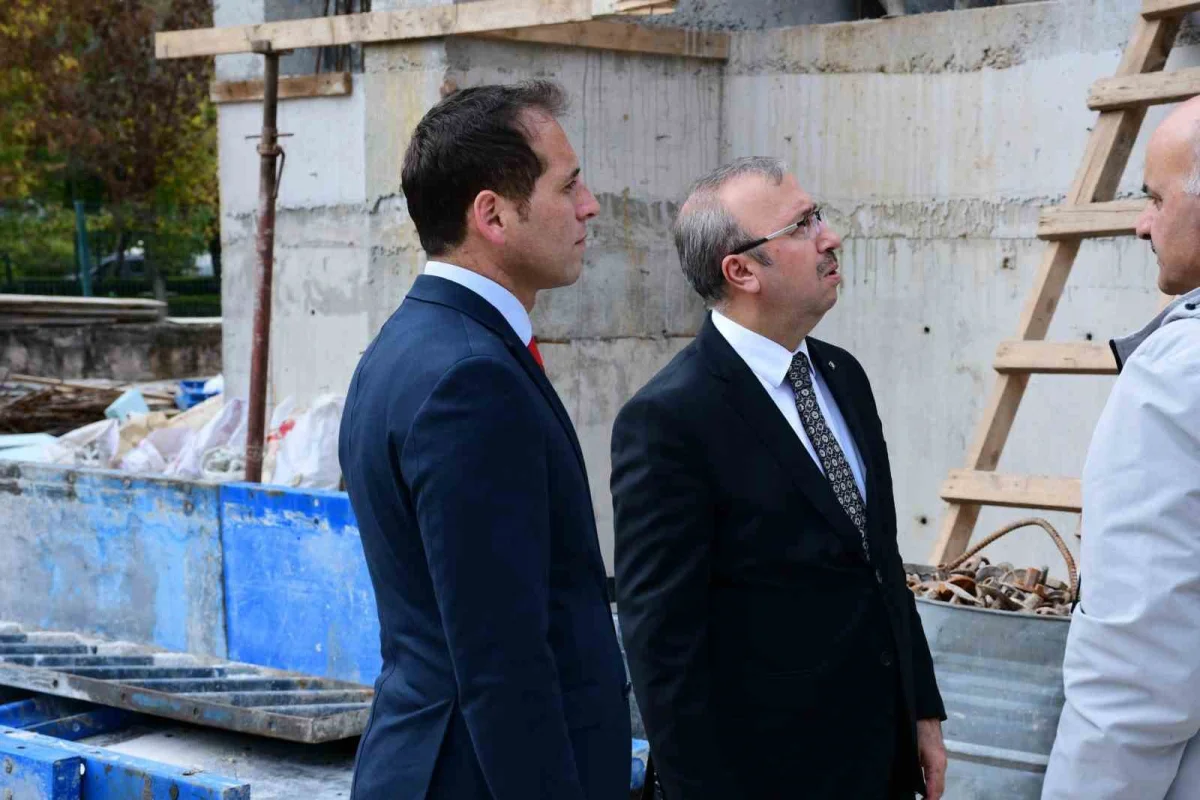 Eskişehir İl Millî Eğitim Müdürü Aydın okul inşaatlarını inceledi 4