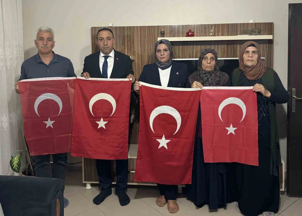 Diyarbakır'da şehit ve gazi ailelerinden 'terörsüz Türkiye' sürecine destek 1