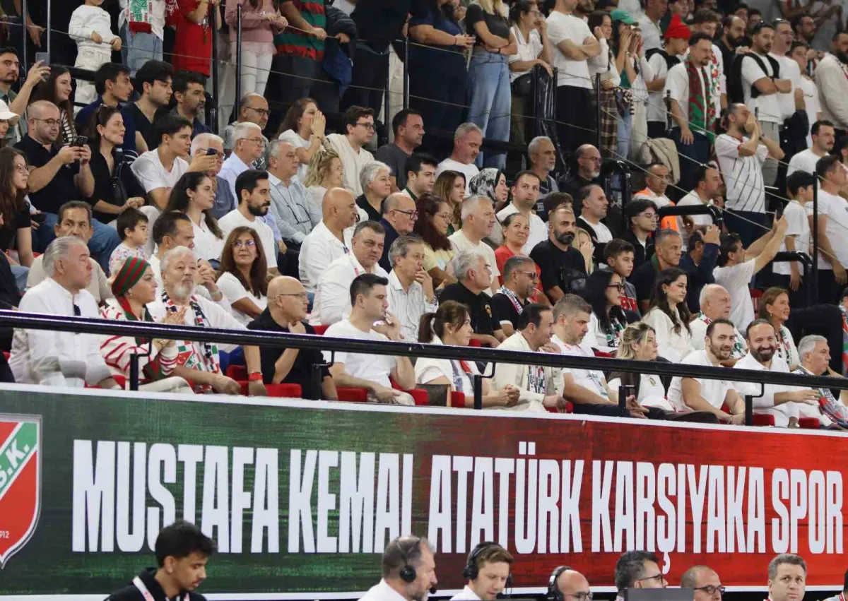 Fenerbahçe, İzmir deplasmanında Karşıyaka'yı farklı geçti 3