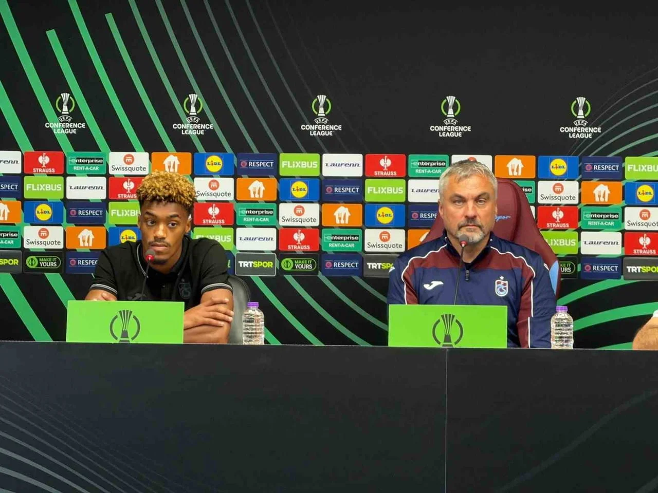 TRABZONSPOR TEKNİK DİREKTÖRÜ THOMAS REİS VE FUTBOLCU WAGNER PİNA, UEFA KONFERANS LİGİ’NİN 2....