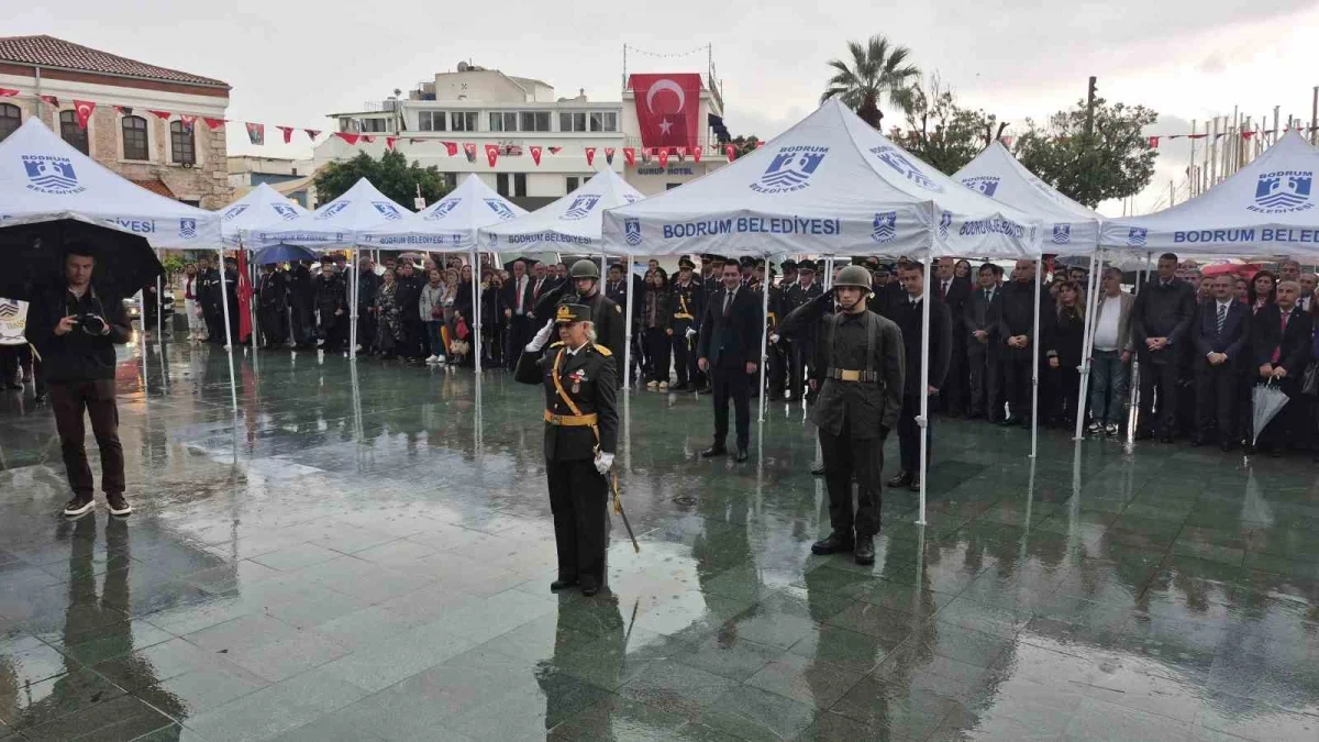 Bodrum'da Cumhuriyet Bayramı coşkusu törenle başladı 4