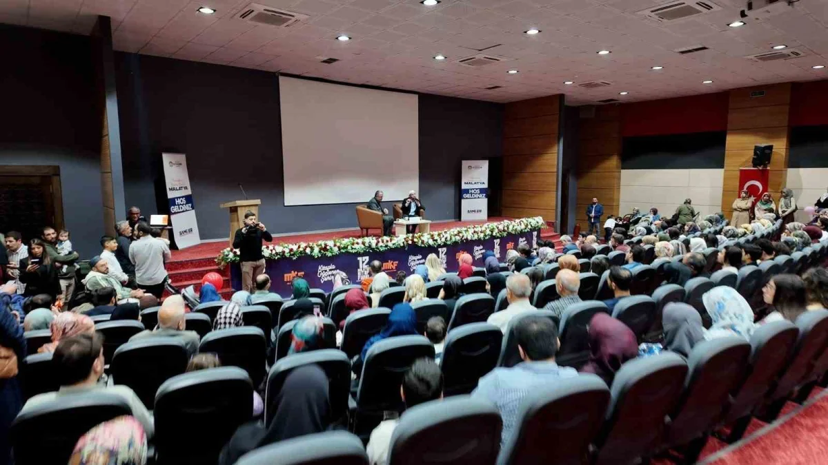 Malatya Kitap Fuarı'na yoğun katılım: Başkan Sami Er stantları gezdi 3