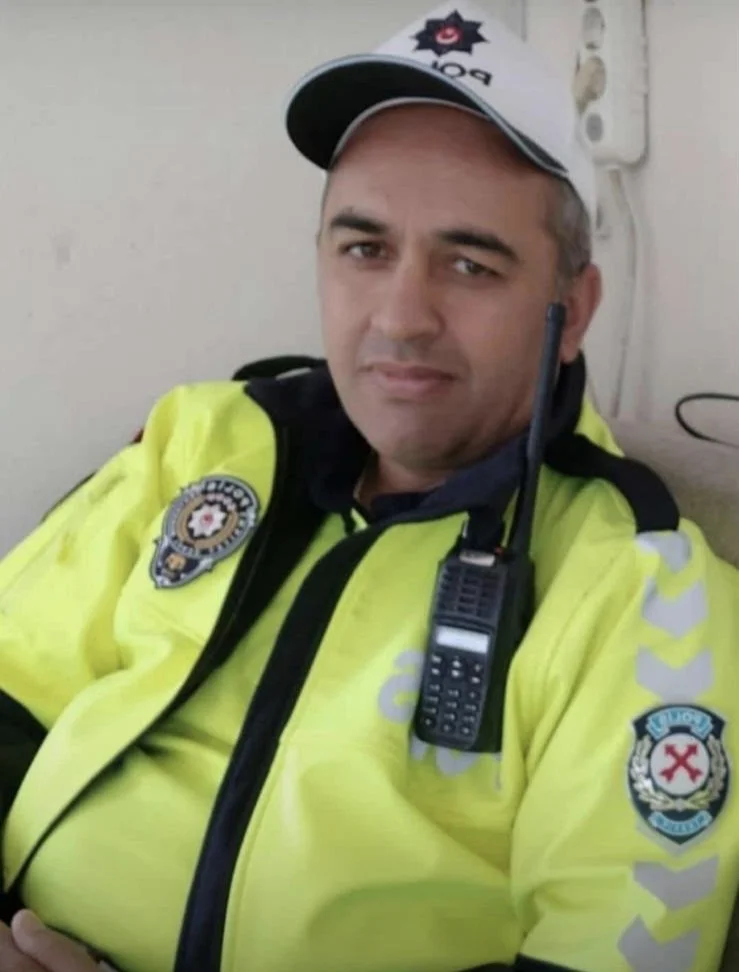 Kanser tedavisi gören polis memuru Hulusi Gökçe memleketinde toprağa verildi 3