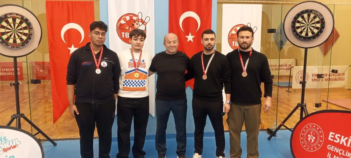 Eskişehir'de dart il birinciliği heyecanı sona erdi 4