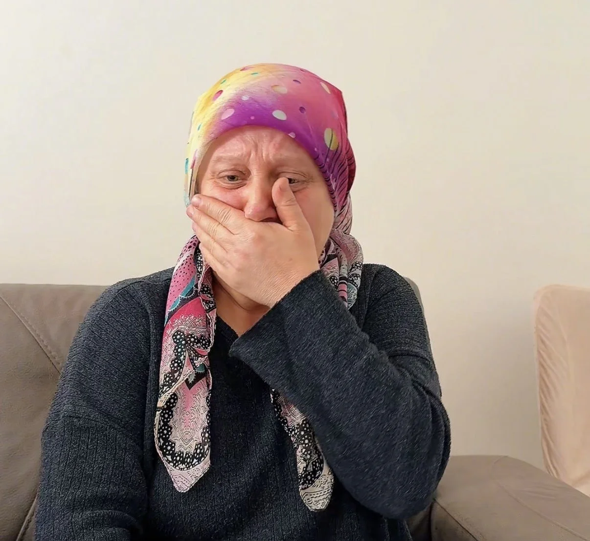 GÖKÇE'NİN ANNESİ ZEYNEP ALKAN, GÖZYAŞLARI İÇİNDE KIZI İÇİN ADALET İSTEDİ.