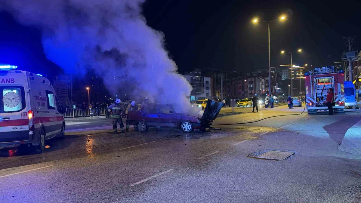 Düzce'de stop eden otomobil alev topuna döndü 4
