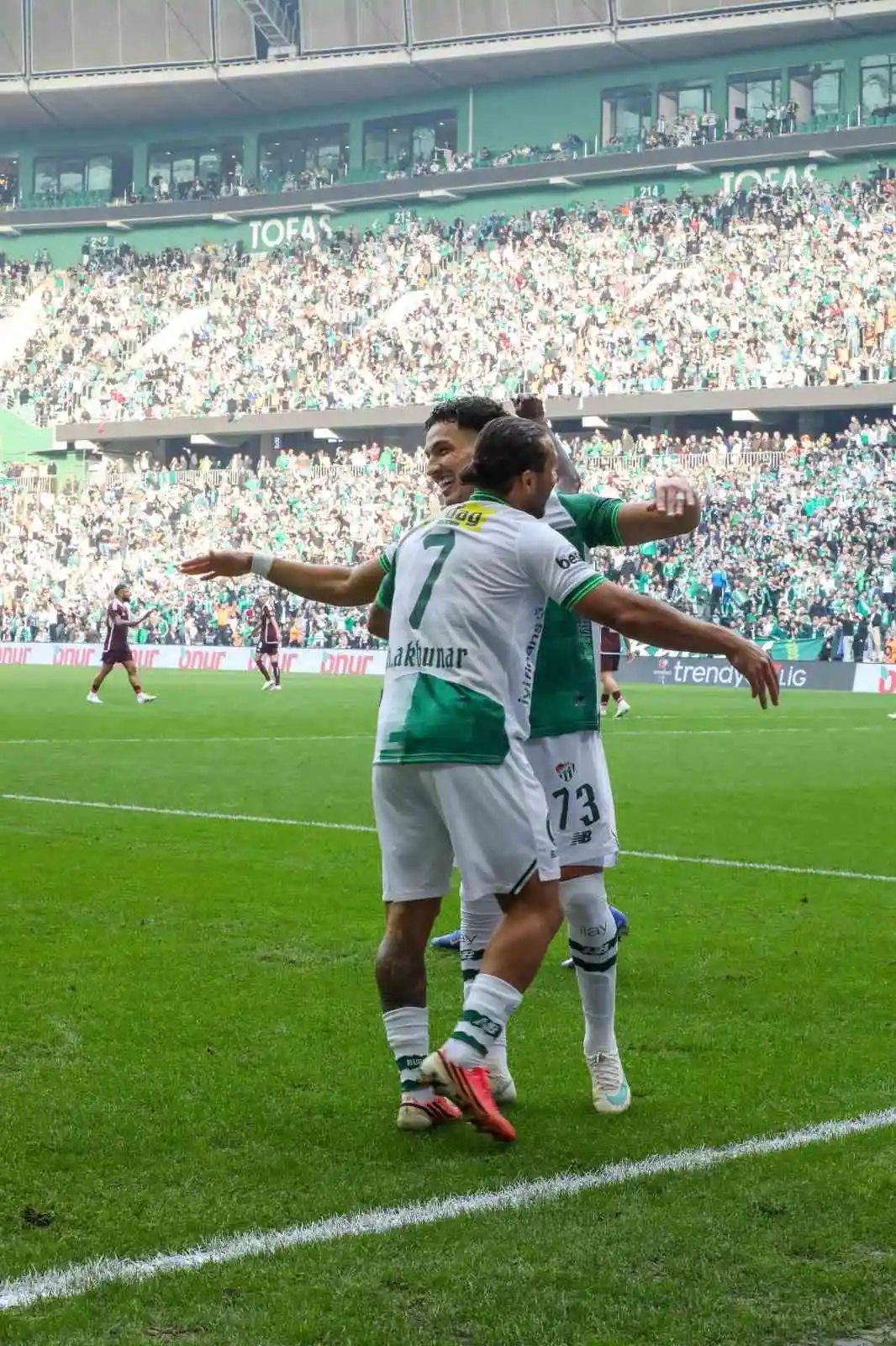 Trendyol 1. Lig: Bursaspor sahasında Bandırmaspor'u 3-0 mağlup etti 2
