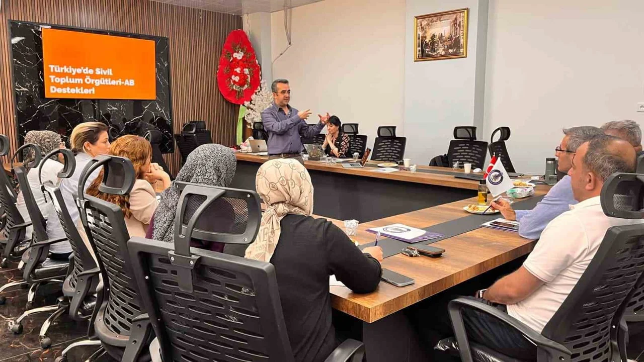 AVRUPA BİRLİĞİ (AB) DESTEKLİ SİVİL TOPLUM GELİŞTİRME MERKEZİ (STGM), CİZRE ENGELLİLER DERNEĞİ'NİN...
