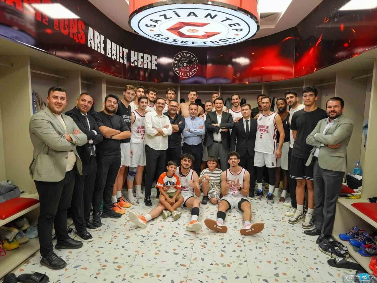 GAZİANTEP BASKETBOL, TÜRKİYE BASKETBOL LİGİ’NİN 4. HAFTASINDA YALOVA HAREMSPOR’U KONUK...